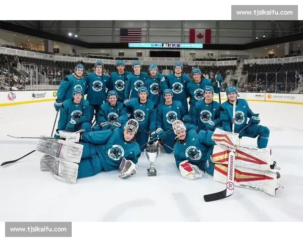 中国冰球里程碑：18 岁王浩西 NHL 第 33 顺位创亚洲纪录