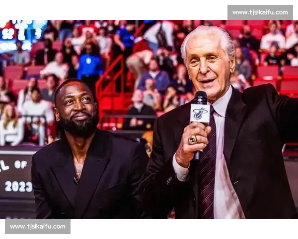 热火老板名人堂调侃詹姆斯：那句 “七冠” 承诺，终究停在两冠